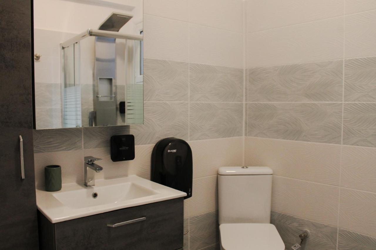Wave Luxury Apartments Kassiopi Exterior foto